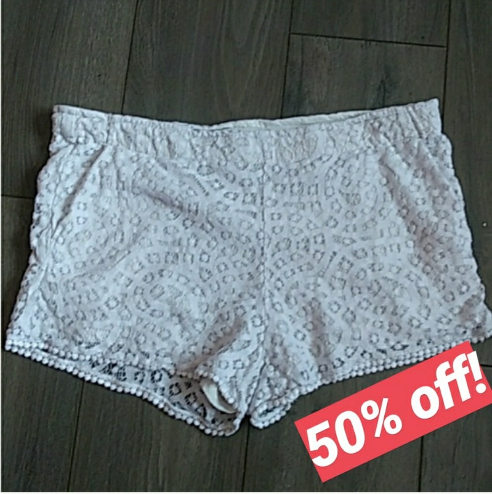 XL White Lace Shorts